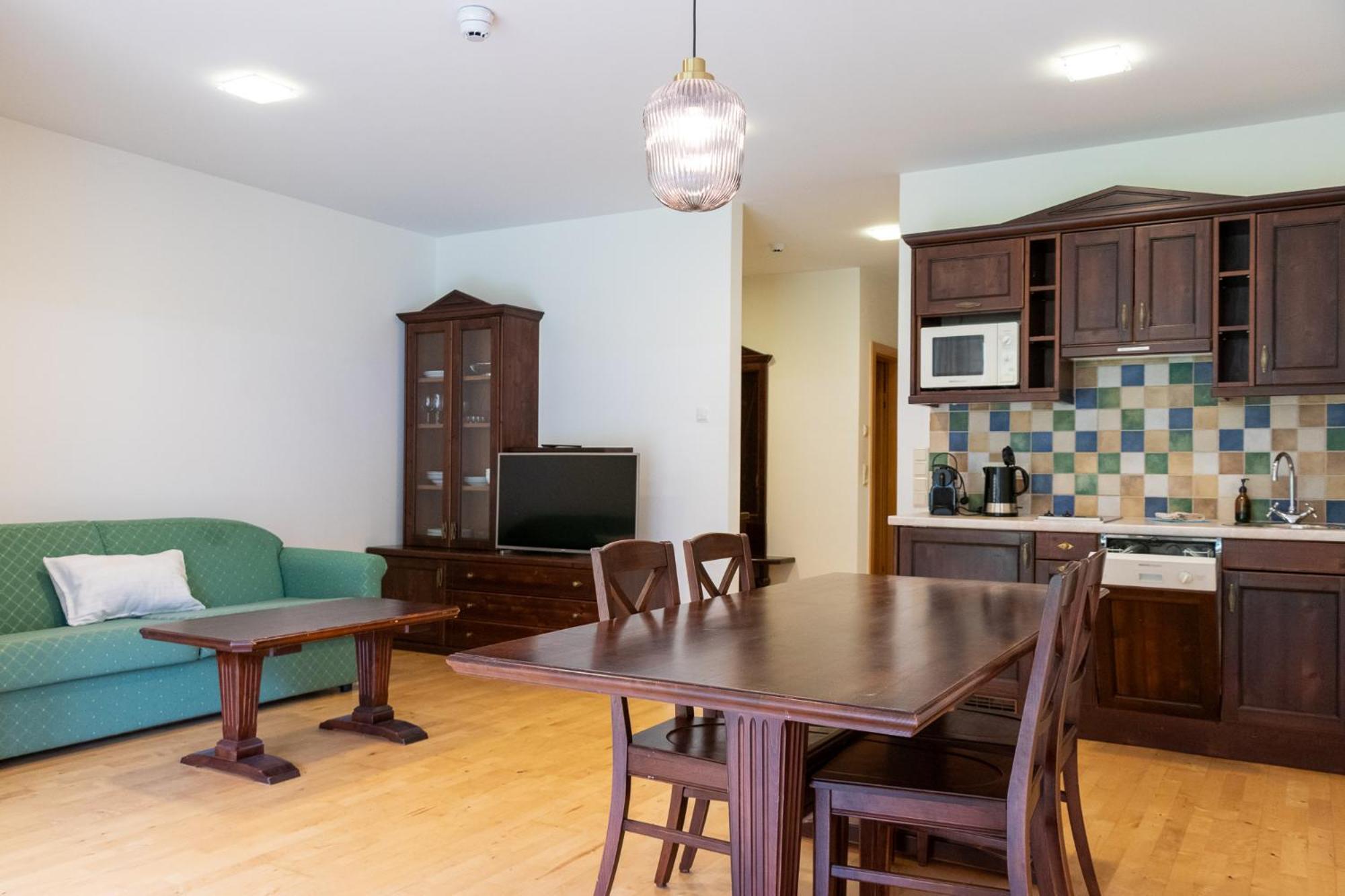 Apartment International House Mit Terrasse Zw 9 *